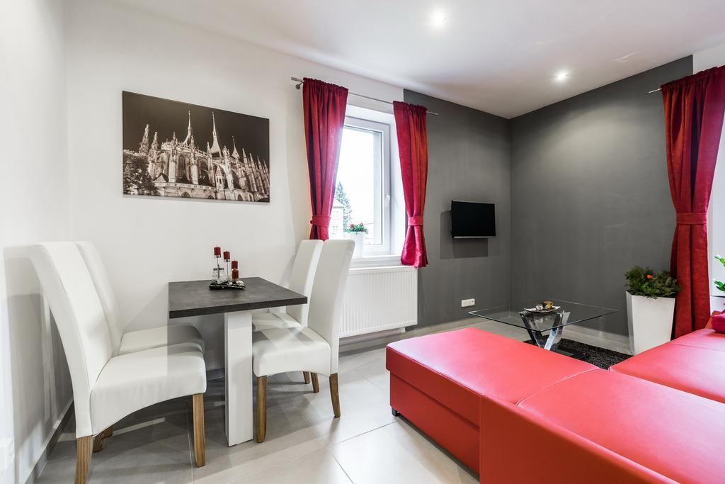 Hotel Apartments Benesova 6 Kutná Hora Cameră foto
